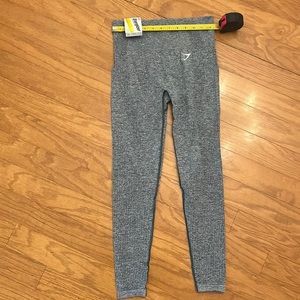 Gymshark leggings size 4 or 6? Great condition.